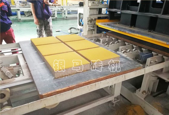 点点平台官网登录入口：选型注意事项与第一次操作机器细节问题