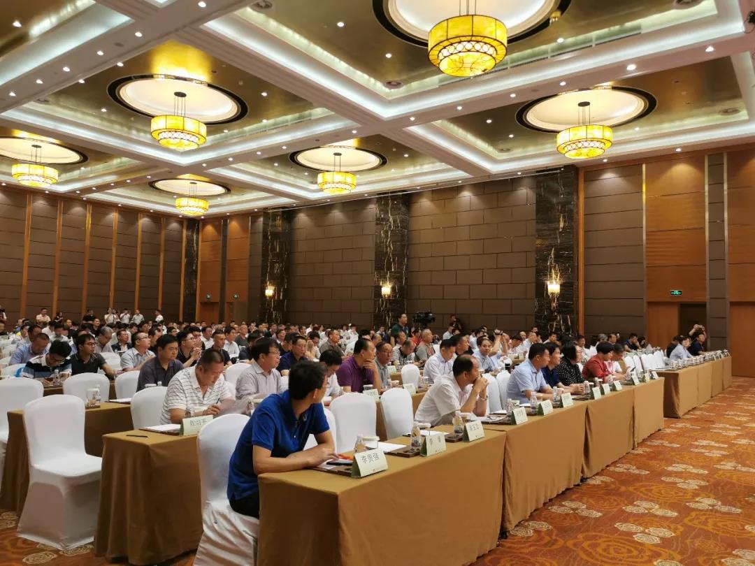 2019年中国砖瓦行业大会圆满落幕，银马环保砖/石一体机备受瞩目！